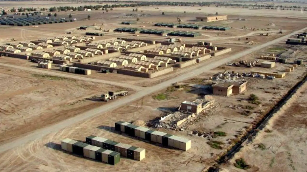 ورود تجهیزات نظامی آمریکایی به پایگاه هوایی «عین الاسد» در غرب عراق