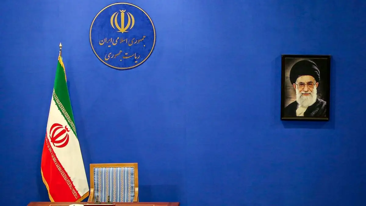 دولت در ایران درگیر ابرچالش‌ها است / در جامعه دینی ما گروه‌های افراطی و تندرو حیات قدرتمندی دارند