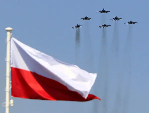 لهستان با پیشنهاد آمریکا درباره تحویل جنگنده به اوکراین موافق نیست