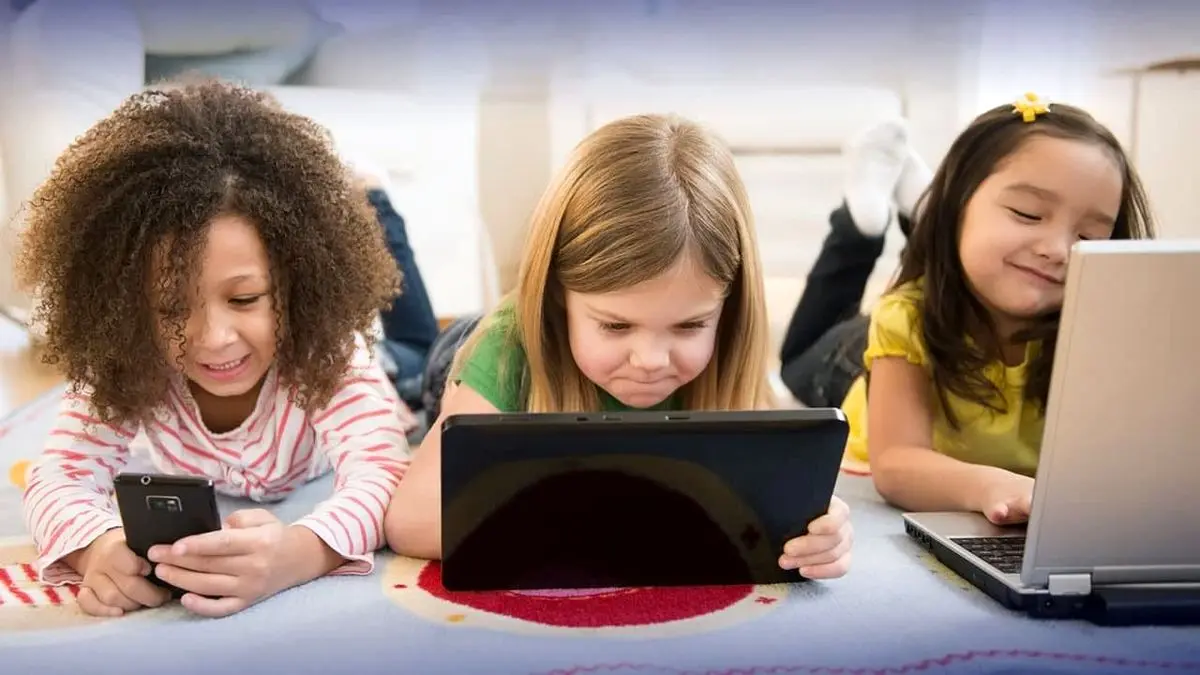 درباره اینترنت ایمن برای کودکان