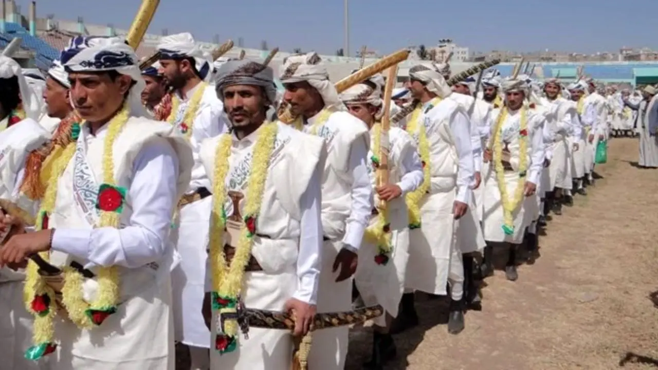 جشن عروسی 500 عروس و داماد یمنی زیر بمباران جنگنده‌های سعودی
