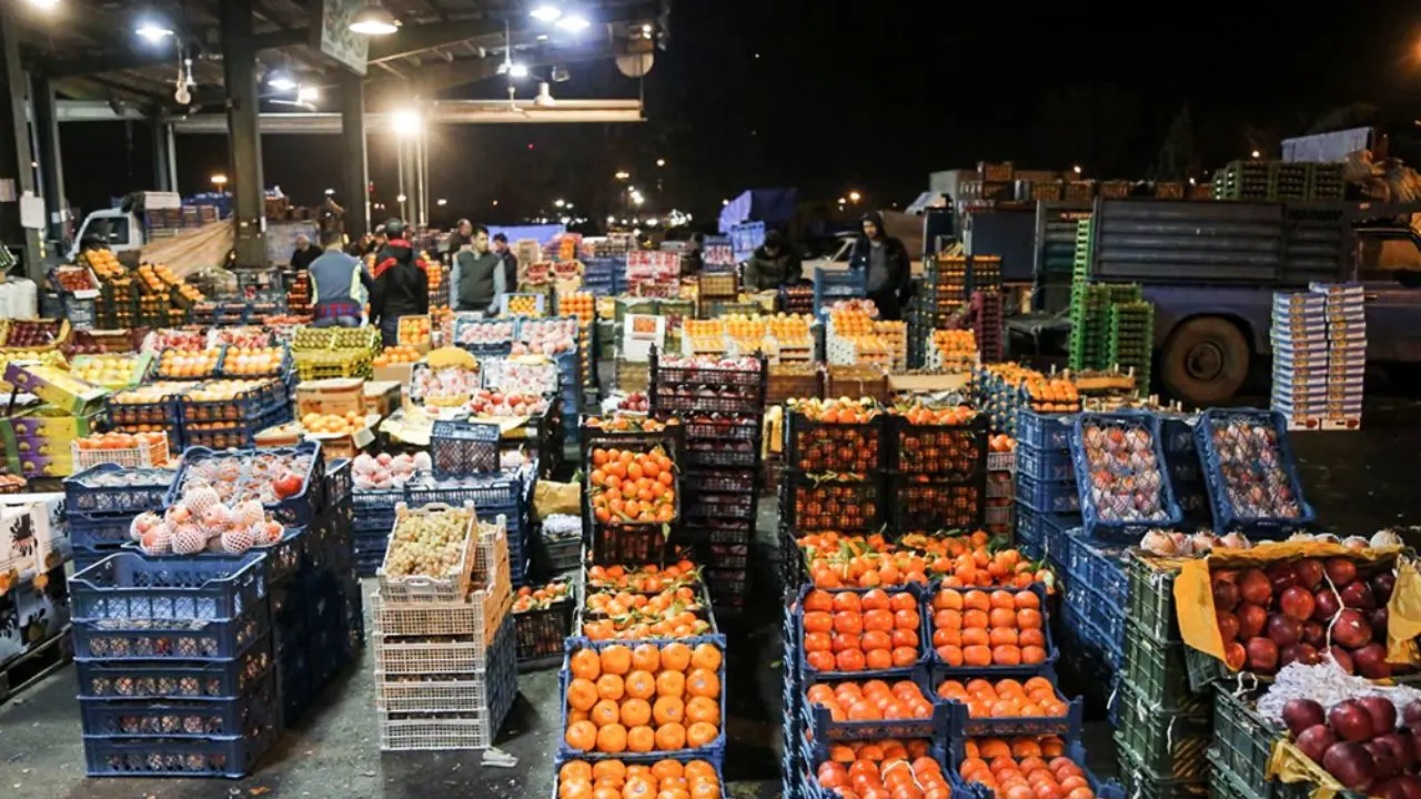 فروش ویژه میادین میوه و تره بار به مناسبت شب یلدا از فردا آغاز می‌شود