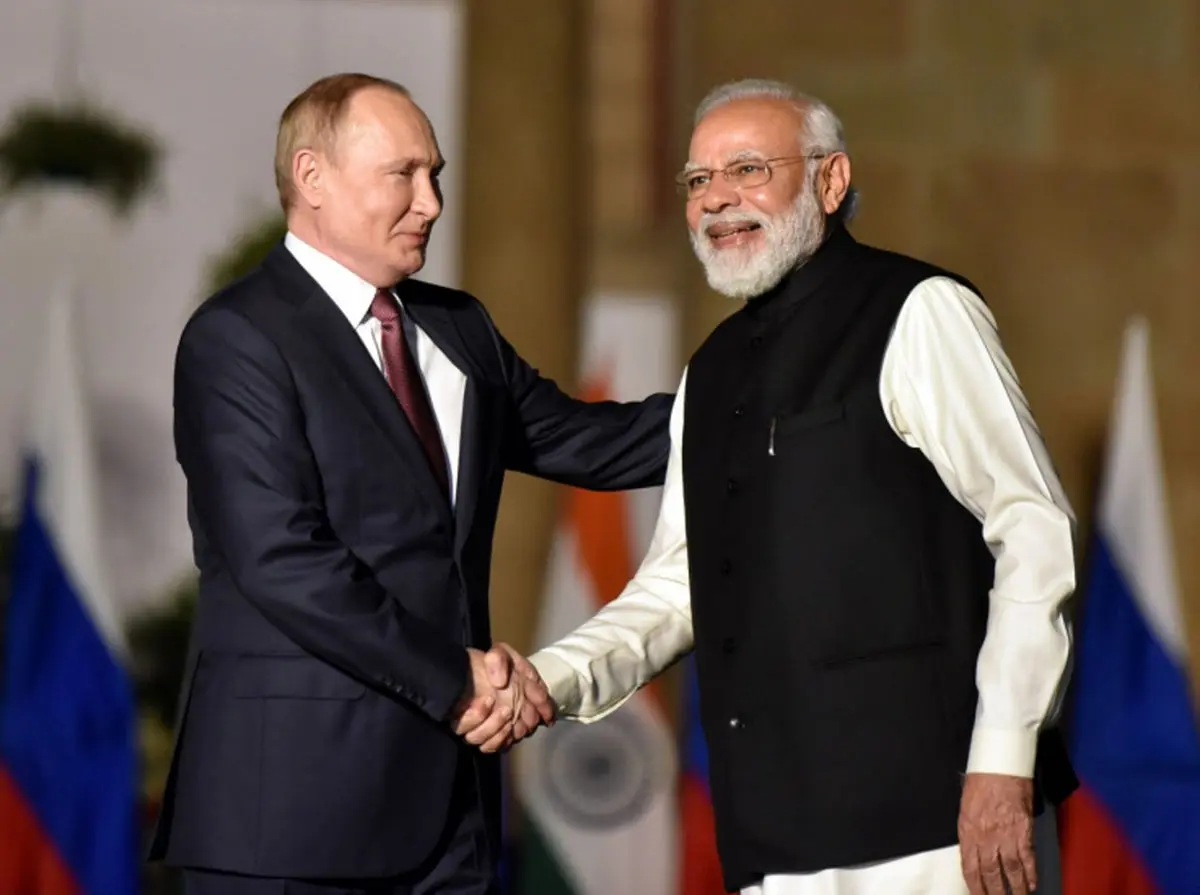 ایران از فرصت توسعه رابطه هند و روسیه استفاده کند