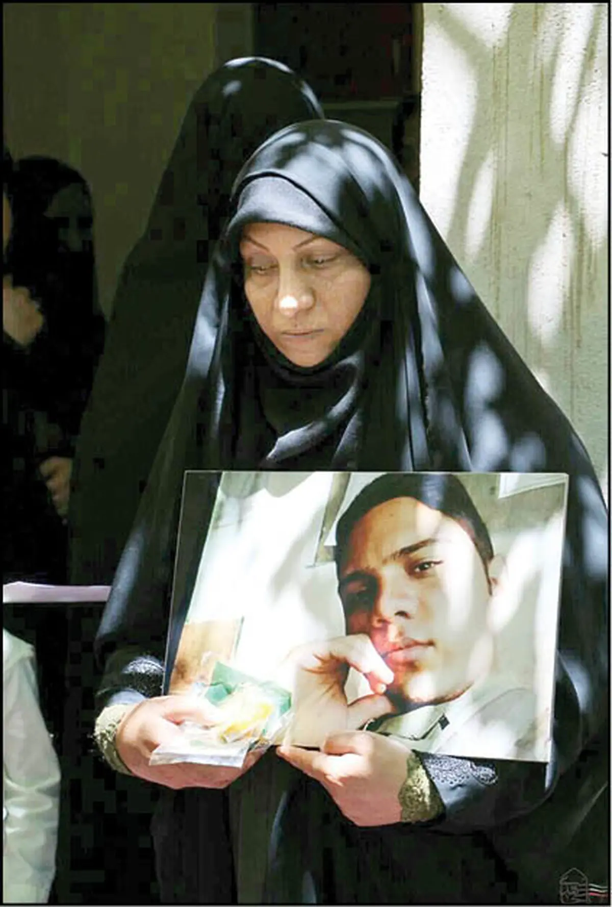 مادر سرباز شهید قاتل فرزندش را بخشید