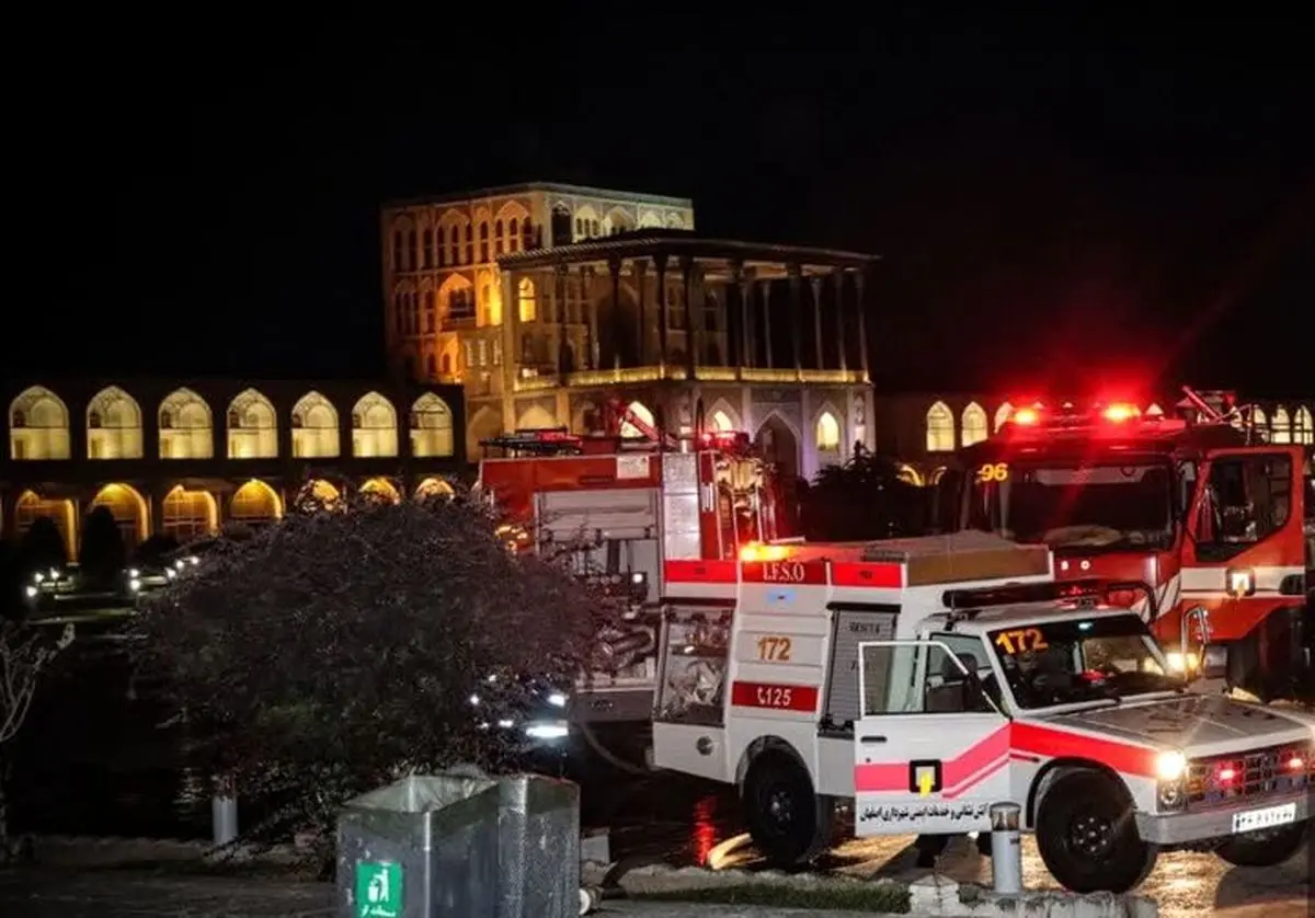 فوری| آتش‌سوزی در میدان نقش‌جهان اصفهان + عکس