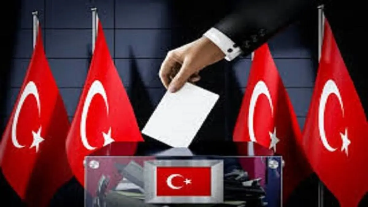 چهره جنجالی و عجیبی که در انتخابات ترکیه رای داد + عکس