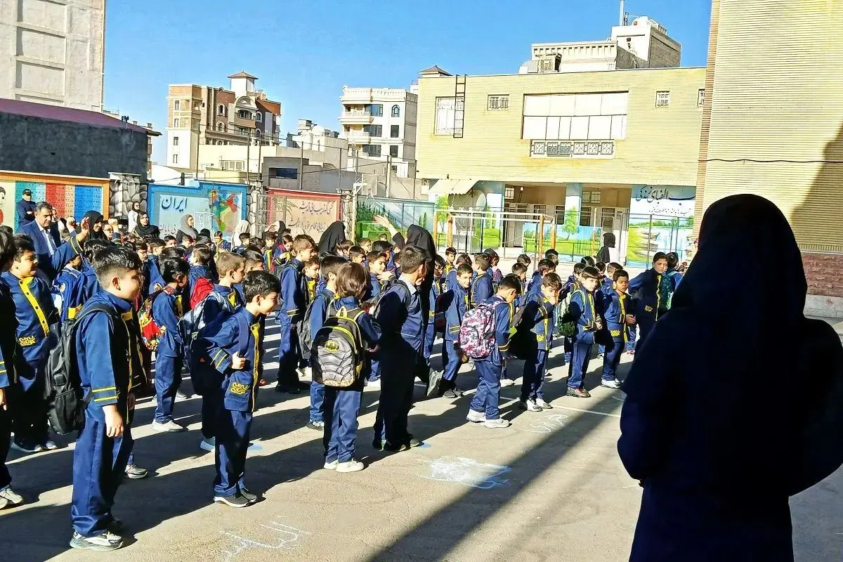 جزئیات ماجرای تعرض یک معلم به پسران دانشآموز در شهرری؛ «تنبیه سربازی» آقامعلم کابوس شبانه دانشآموزان بود