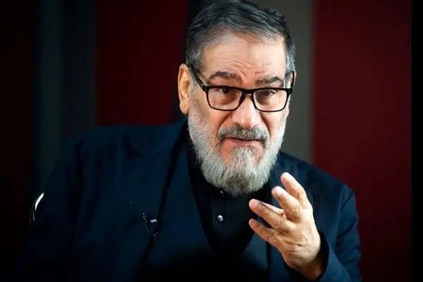 شمخانی: عراقچی مذاکره کننده‌ای ماهر و راهبردی است/ او با پشتوانه ملی وارد مذاکرات می شود