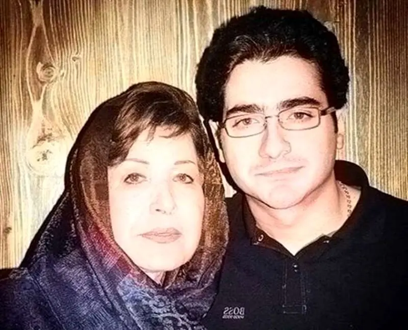 فرخنده گل‌افشان کیست؟