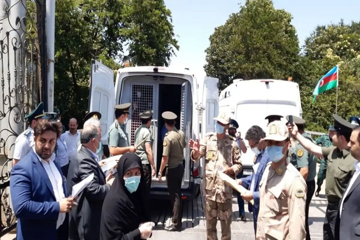 آذربایجان ۲۱ زندانی ایرانی را از مرز آستارا تحویل داد