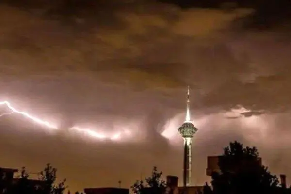 طوفان مهیب در پایتخت؛ ۶ زخمی برجای گذاشت