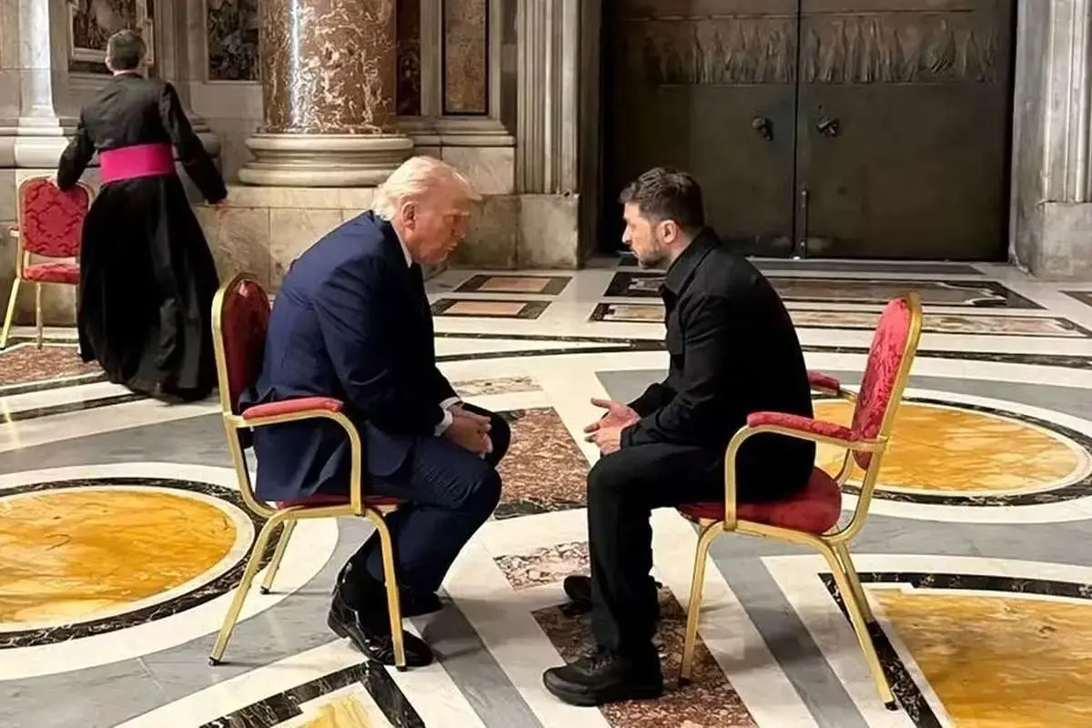 ترامپ: از اینکه زلنسکی هنوز طرح پیشنهادی من برای صلح در اوکراین را نخوانده، کمی ناراحت هستم؛ روسیه که مشکلی با طرح ندارد