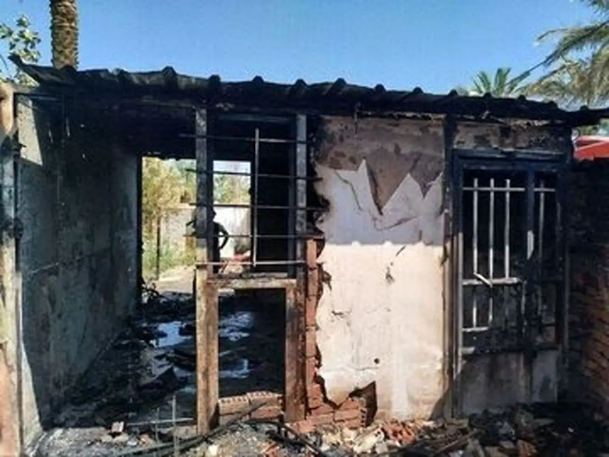 مرگ کودک ۷ ساله در آتش‌سوزی کانکس در بم