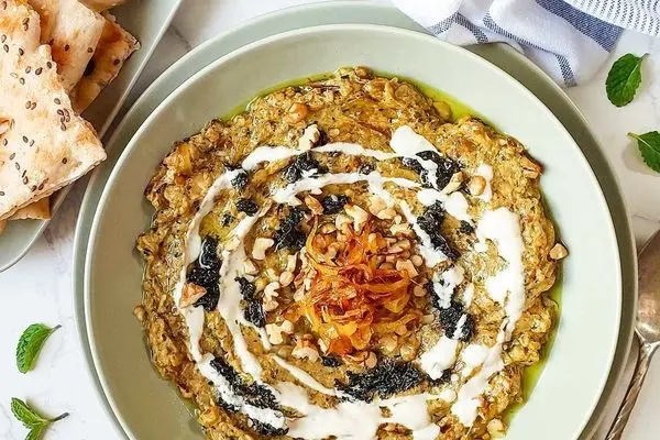 کدام یک از وبسایت‌های آشپزی بین المللی غذای ایرانی را به خوبی آموزش می‌دهند؟