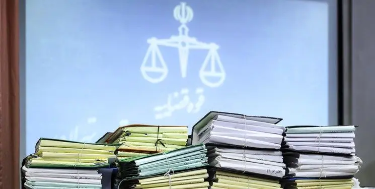 احضار وکلای اعتراضات اخیر به دادسرای اوین بدون عنوان اتهامی!
