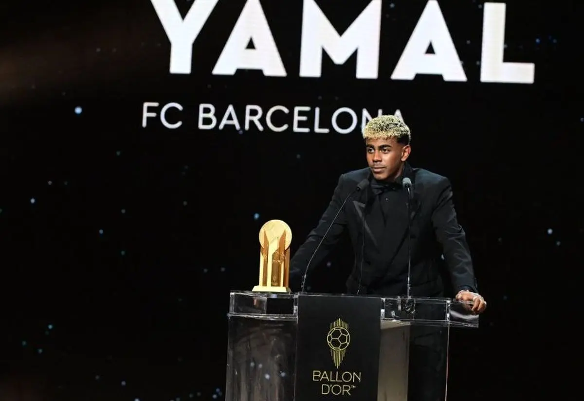 مراسم اهدای توپ طلا برگزار شد/ لامین یامال برنده جایزه کوپا شد
