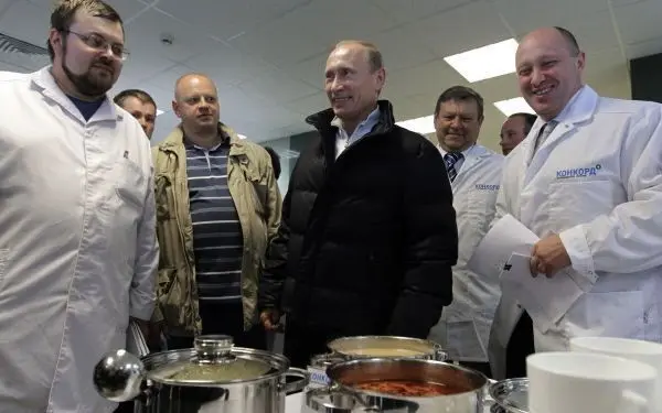 سرآشپز پوتین برای نمک اوکراین دندان تیز کرده است