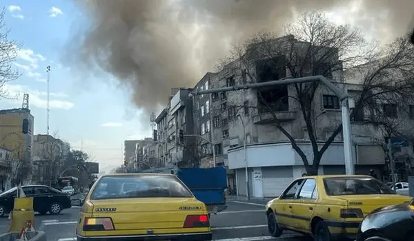 گزارش روزنامه اعتماد از وضعیت شهر تهران ساعاتی پس از حمله اسرائیل و آمریکا / تهران خلوت و تخلیه شد