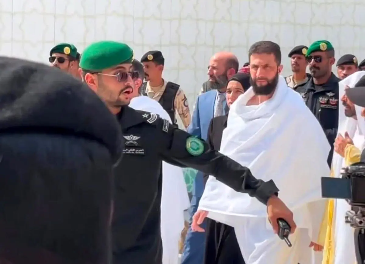 انتشار اولین تصویر از همسر احمدالشرع در کنار او در مکه + ویدئو