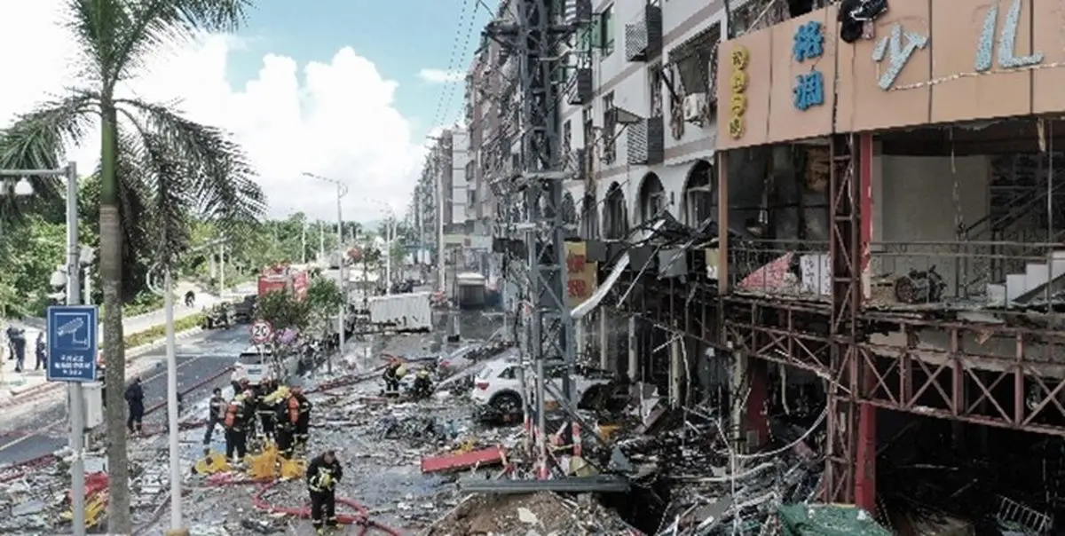 انفجار مرگبار در یک غذاخوری در چین / ده‌ها کشته و زخمی