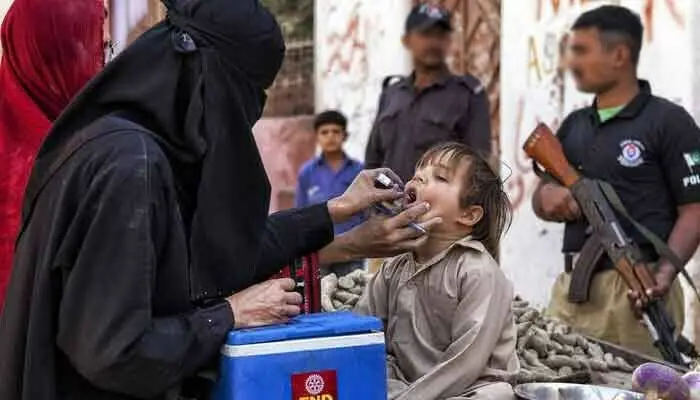 چالش ریشه کنی فلج اطفال در پاکستان زیر سایه ناامنی