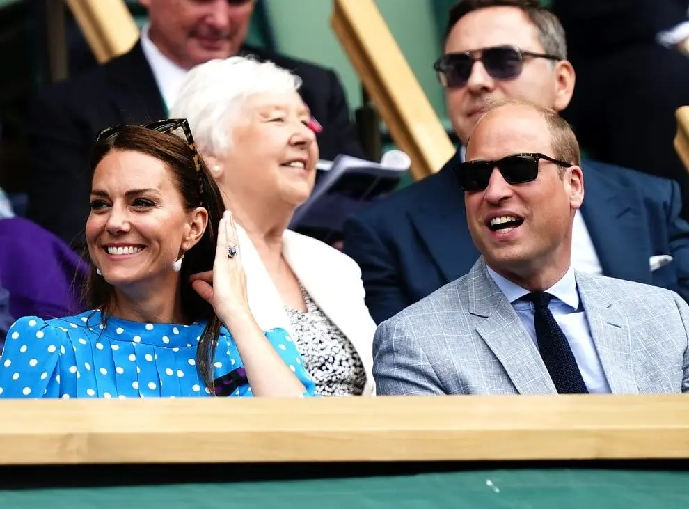 مسابقات تنیس ویمبلدون؛ شاهزاده انگلیس و همسرش نظاره‌گر مسابقه جوکوویچ