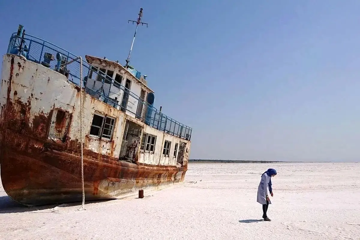 درياچه،اروميه،وضعيت،آب،نماينده،كاهش،تخليه،بحراني،مهاجرت،كارش ...