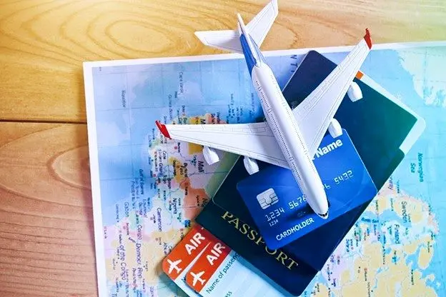 مزایای خرید بلیط هواپیما از سفرمارکت چیست؟