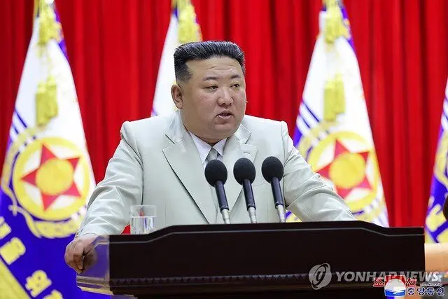 رهبر کره شمالی هشدار داد؛ ارتش آماده حملات احتمالی آمریکا باشد