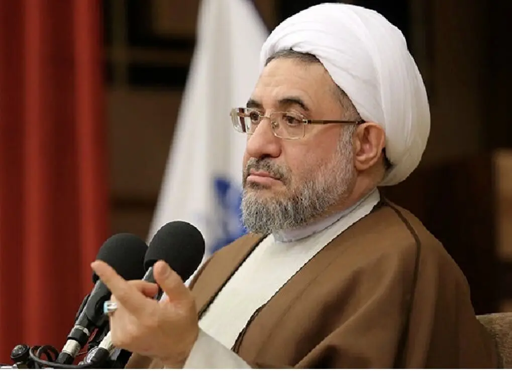 جنگ،مسئولان،اراكي،دشمنان،زيست،هويتي،رهبري،ملت،حفظ،ادامه،آيت، ...