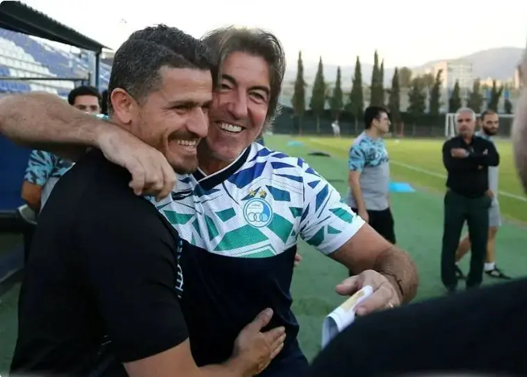 مربی استقلال می تواند در بازی با آلومینیوم روی نیمکت بنشیند؟