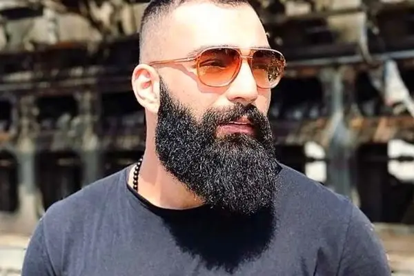 حمید صفت با تغییر ۱۸۰ درجه‌ای در استایلش همه را شوکه کرد