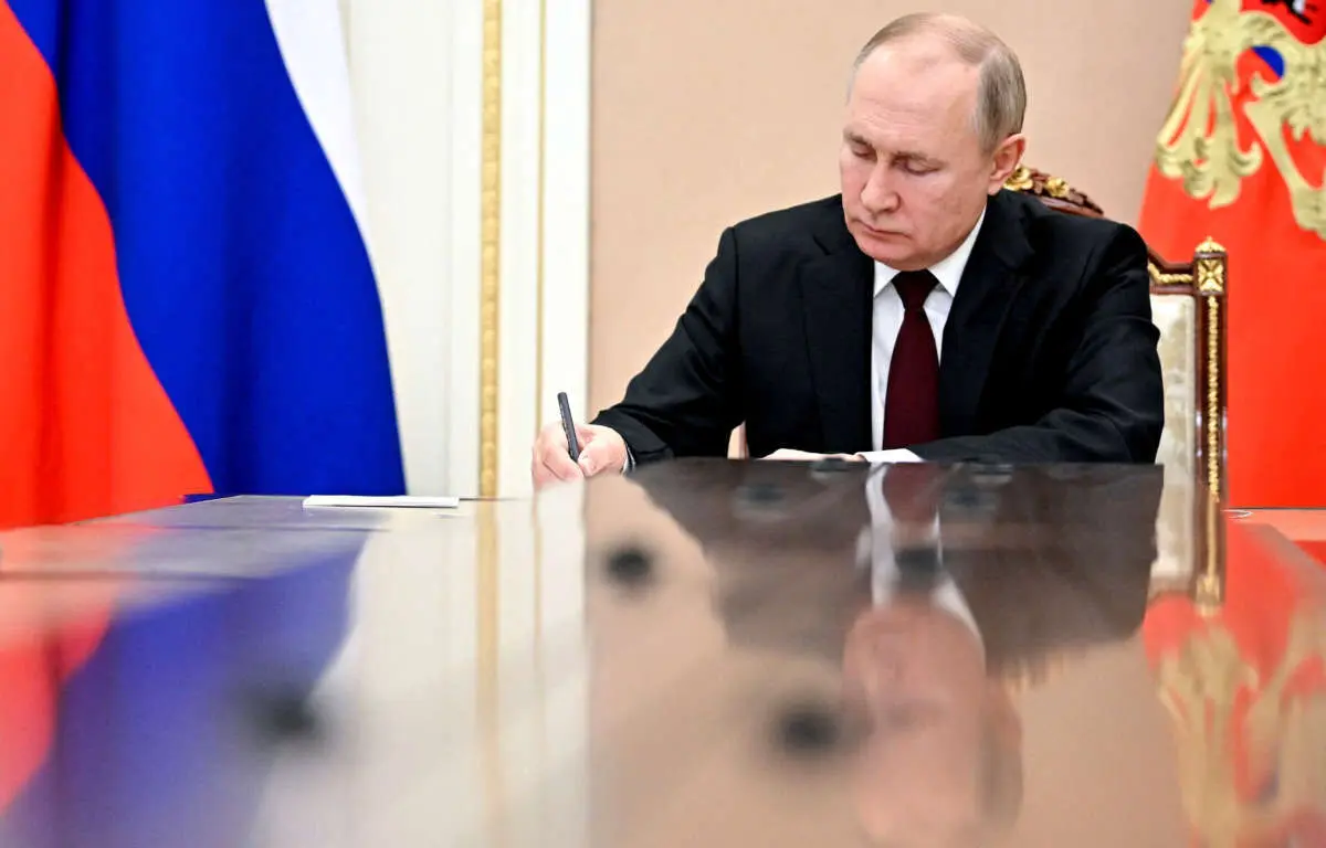 پوتین فرمان تحریم‌های تلافی جویانه را امضا کرد