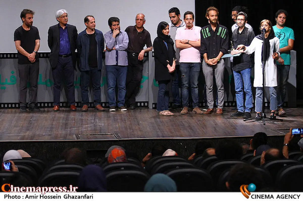 حمله روزنامه جوان به جشنواره فیلم نهال و آزاده صمدی