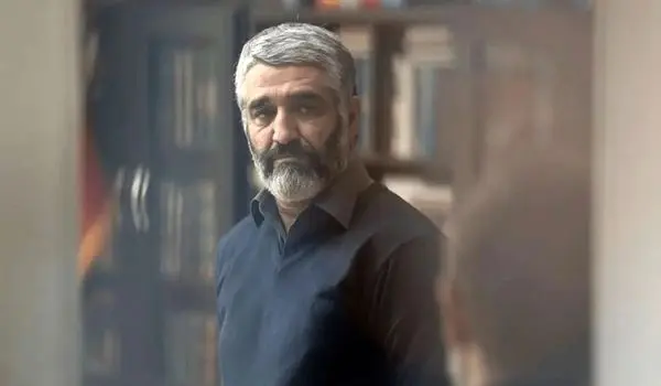 جزئیات تازه از پرونده پژمان جمشیدی از زبان وکیل ملیکا پارسا دوست؛ پای نفر سوم در میان است، این دختر حتی ساکن تهران هم نبود!