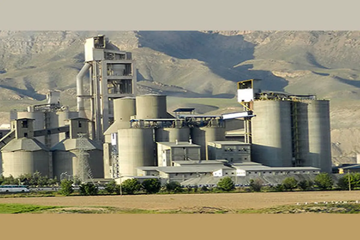 افزایش قیمت نجومی سیمان در یک هفته؛ ماجرای قطع برق و گاز کارخانههای سیمان چه بود؟