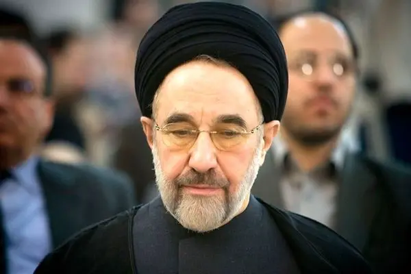 سید محمد خاتمی: تجدید نظر در خط قرمز‌ها به معنی تسلیم در برابر فزون خواهی بیگانه نیست/ از آن‌جا که رئیس‌جمهور وعده حل فیلترینگ را داده، انتظار می‌رود در عملی کردن آن شتاب کند