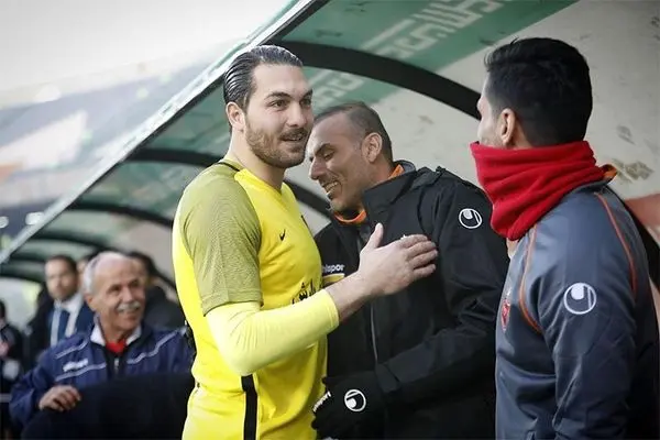 پسر پرسپولیس رخت دامادی به تن کرد