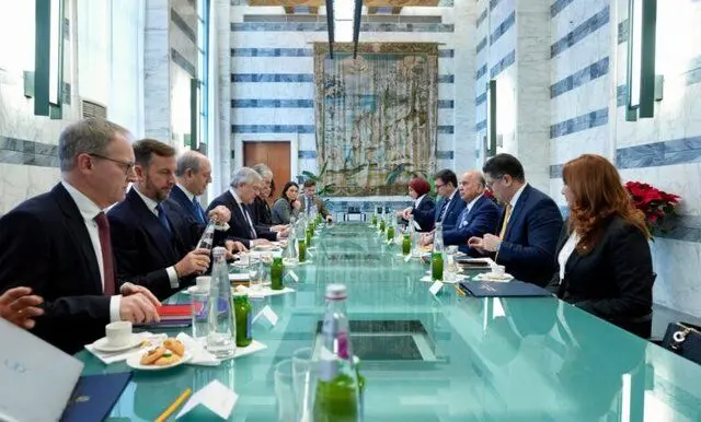 عراق،خارجه،ايتاليا،حمايت،ثبات،تحولات،وزير،امنيتي،اهميت،همكار ...