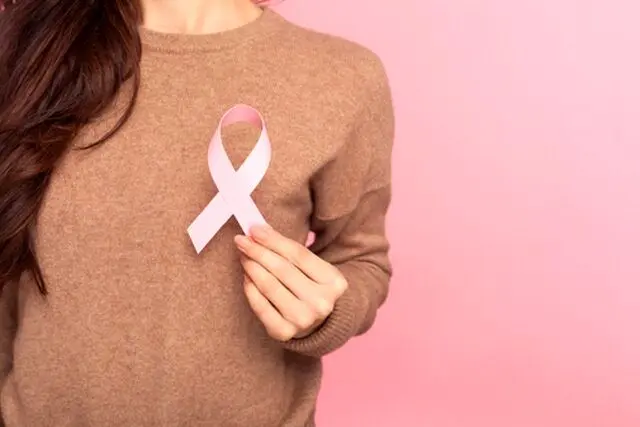 راه جدید و ساده تشخیص سرطان سینه در زنان 