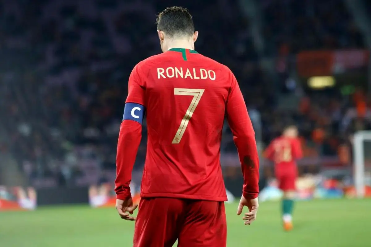 رونالدو تا چه زمانی برای تیم ملی پرتغال بازی می‌کند؟