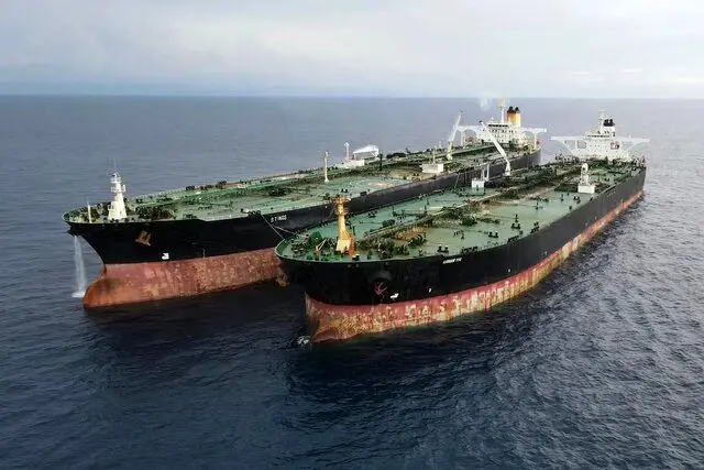 كشتي،دلار،نفتكش،حراج،آرمان