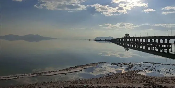 تصویری جدید و غم‌انگیز از وضعیت دریاچه ارومیه!