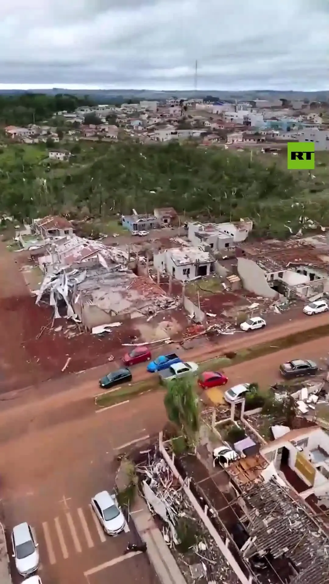 ببینید| گردباد وحشتناک برزیل را با خاک یکسان کرد+ تعداد کشته ها اعلام شد