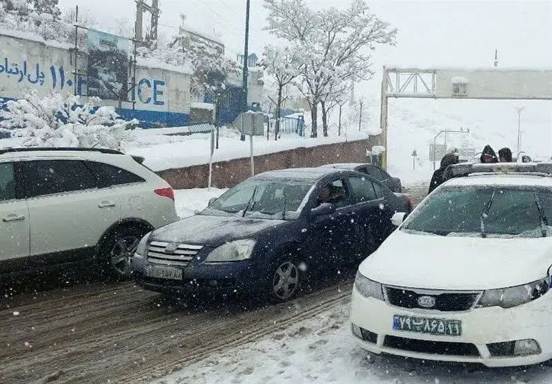ترافیک ناشی از مسدودی بر اثر بارش برف در تهران نداریم!
