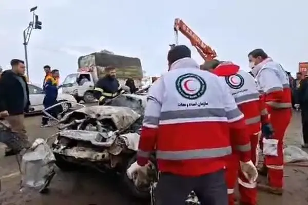 ببینید| تصادف زنجیره‌ای در محور دیواندره- سقز سه کشته برجاگذاشت