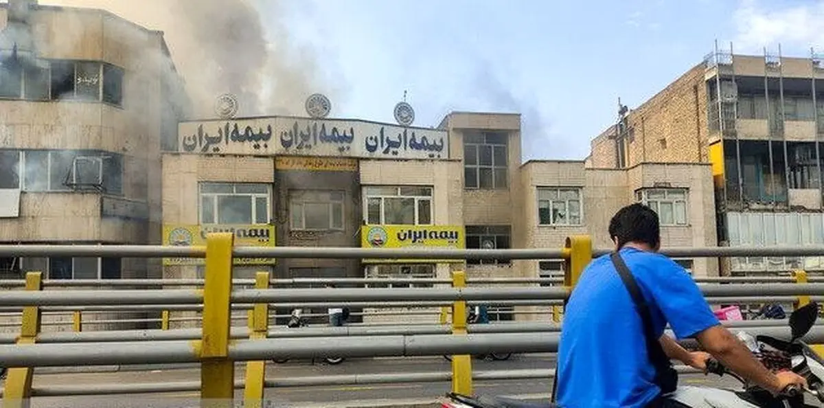 جزئیات آتش‌سوزی در فروشگاه کفش در خیابان دماوند