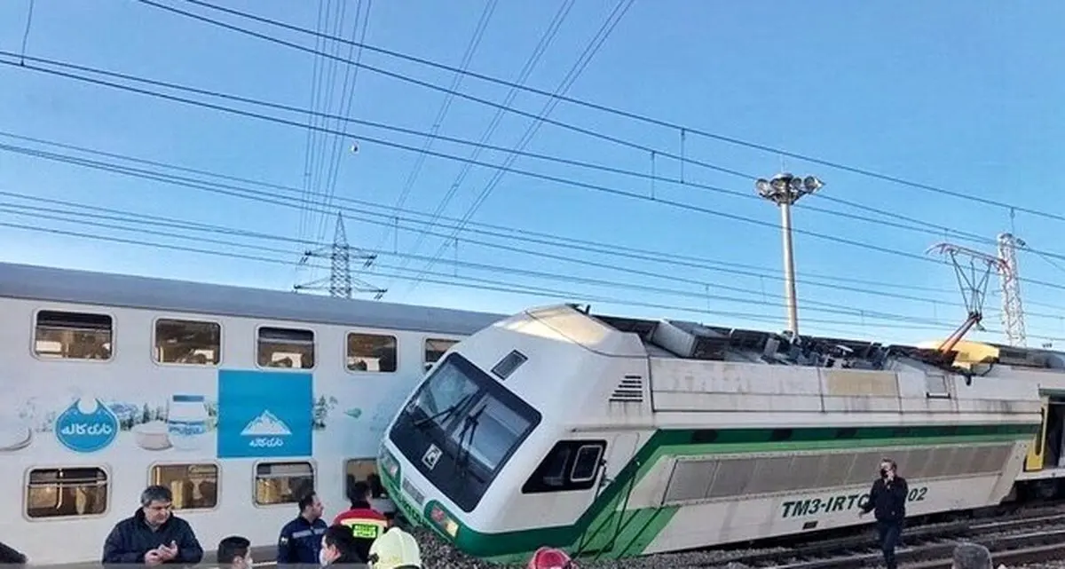 عذرخواهی مترو بابت حادثه برخورد دو قطار