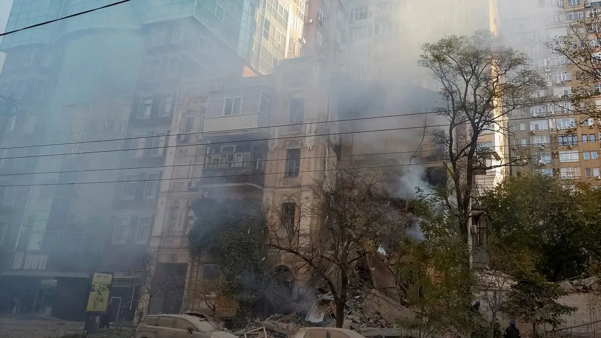 چندین انفجار پیاپی در کی‌یف/ اعلام هشدار حمله هوایی در تمام مناطق اوکراین