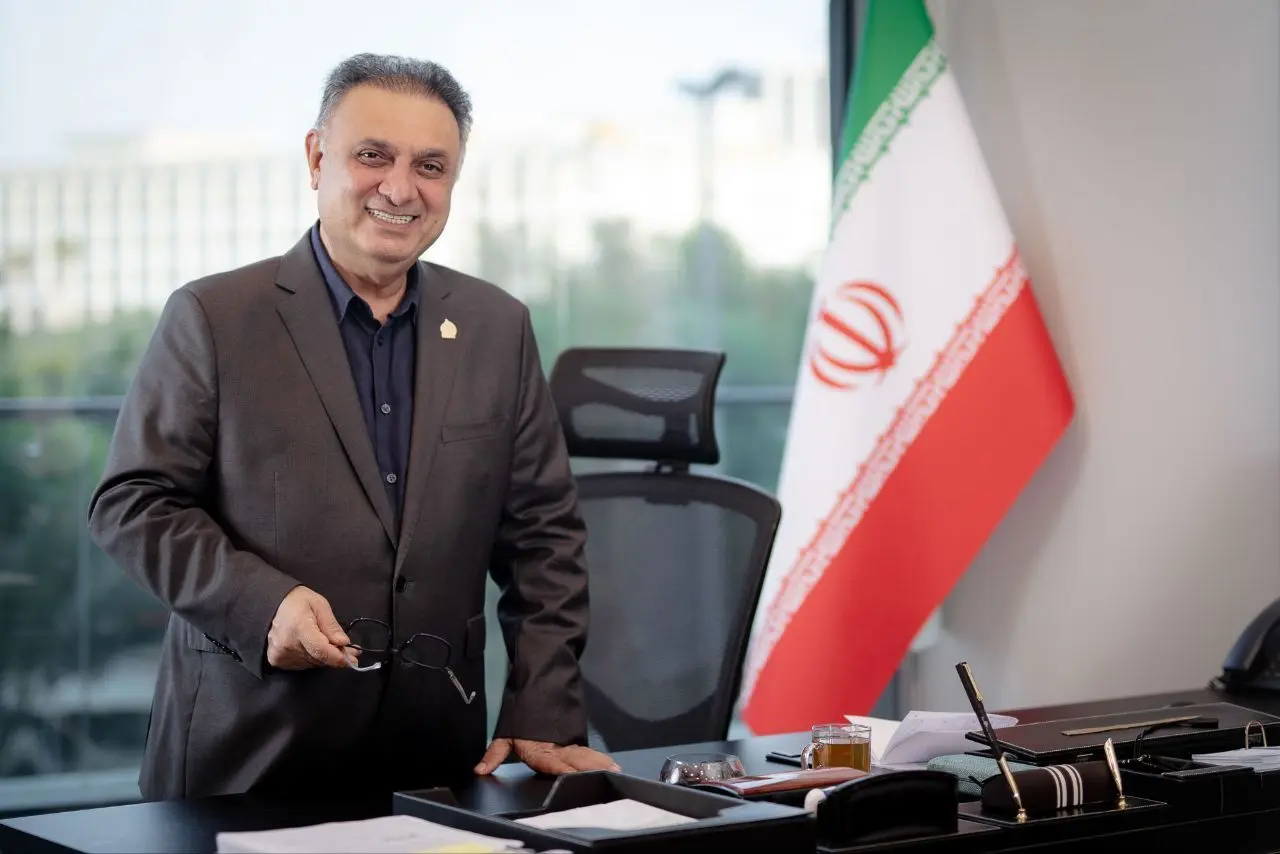 مربع،كشتكار،نادر،خصوصي،ايران،ولوو،مديريت،قطعات